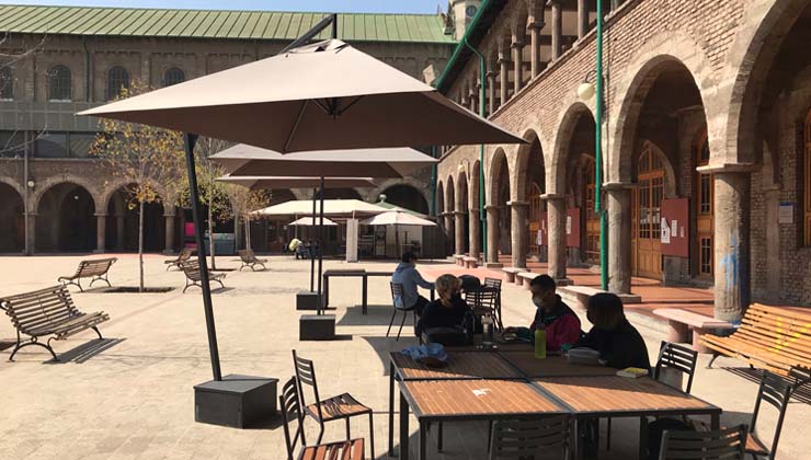 Courtyard outside the Chile study center, students hanging out. 