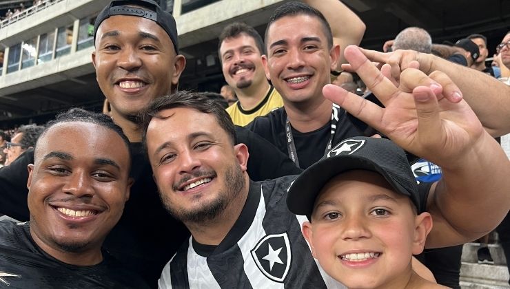 Bayo Collins gallery