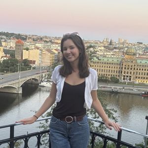 Cassandra Hunter in Prague