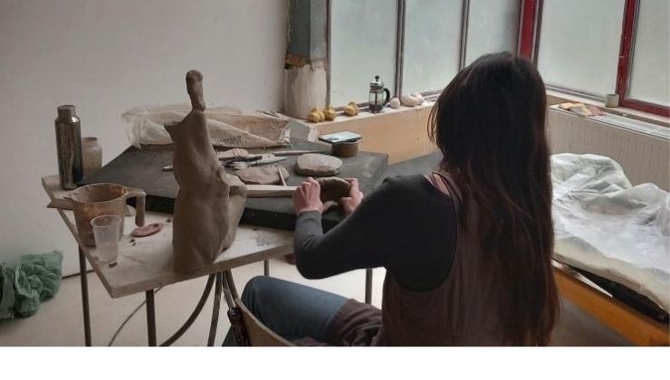 Isabella Damberger-Sheldon working on art internship in Paris, France