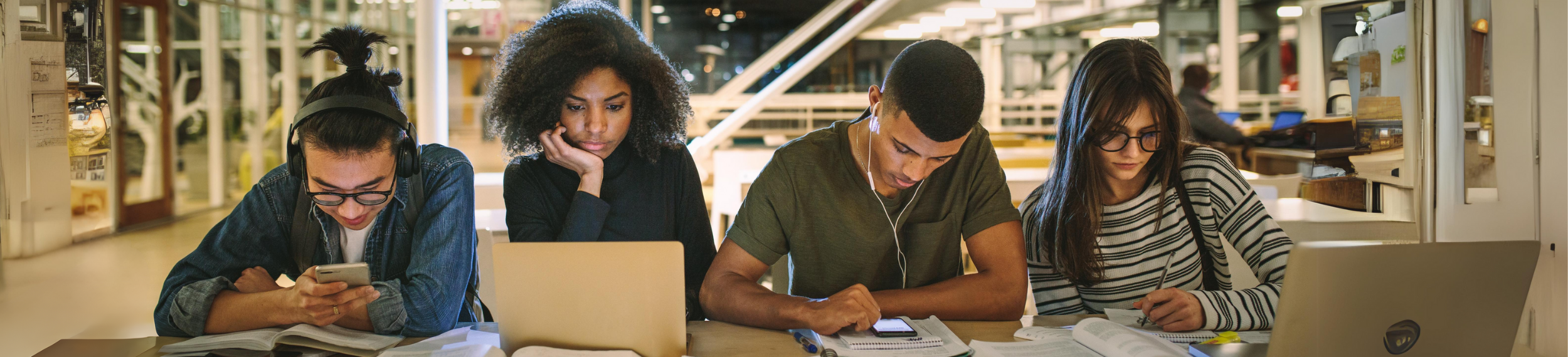 Students writing blog topics