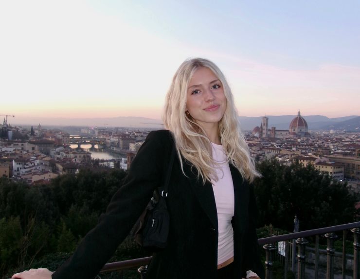 How I Visited 7 Countries on a College Budget