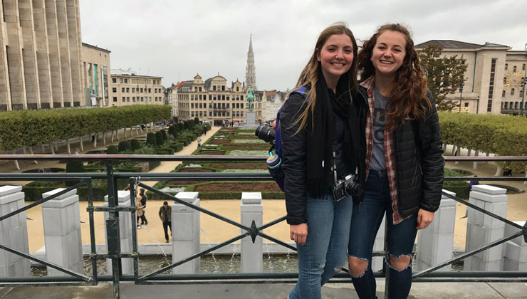 Two students standing in front of Mont des Arts in Brussels, Belgium.