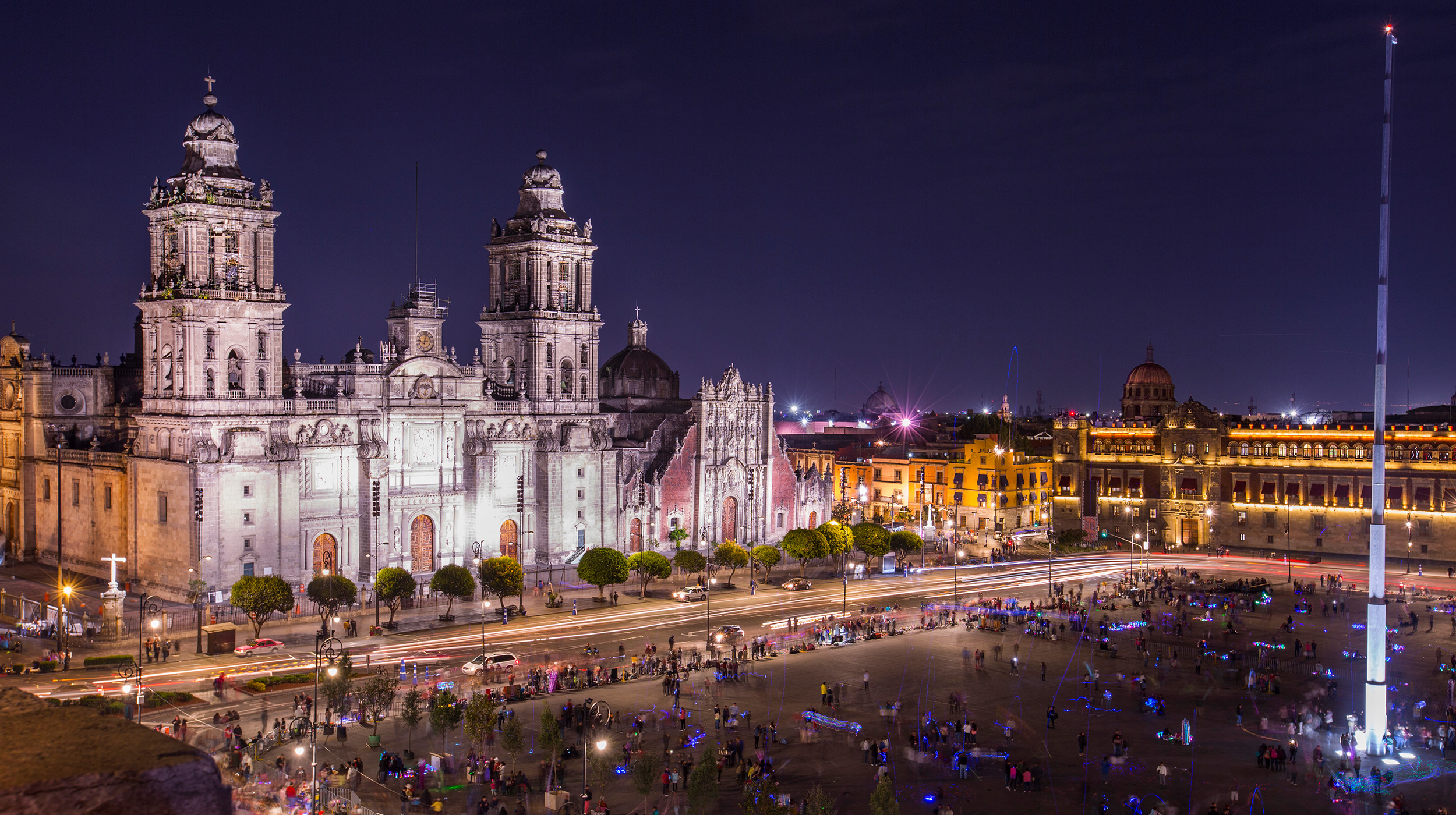 High angle view of Mexico City's Zócalo and the Metropolitan Cathedral.