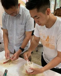 <p>Taiwanese spring roll tasting and lessons</p>
