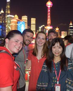 <p>Take in Shanghai’s electric night views on the Huangpu River cruise</p>
