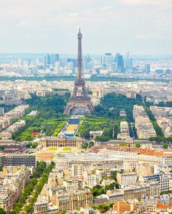 <p>Crêpe dinner and panoramic views at Montparnasse Tower</p>