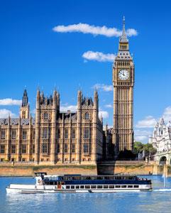<p>Thames River boat cruise</p>