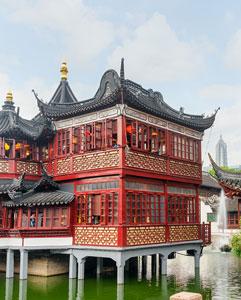 <p>Visit tea houses and museums to immerse in Chinese history</p>