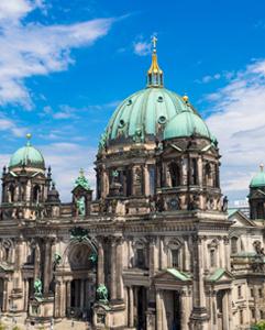 <p>Sightseeing tour of Berlin</p>