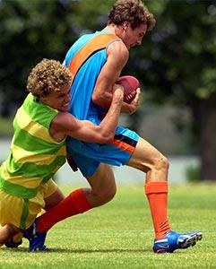 <p>Soak up Australian football culture at a local game</p>
