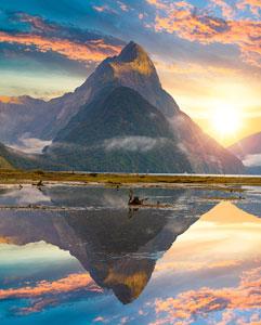 <p>Trip and tour of the South Island’s mountains, lakes, and glaciers</p>