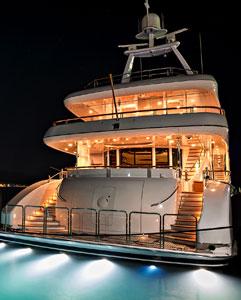 <p>Formal boat gala and social nights</p>
