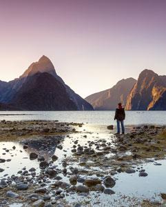 <p>Trip and tour of the South Island’s mountains, lakes, and glaciers</p>
